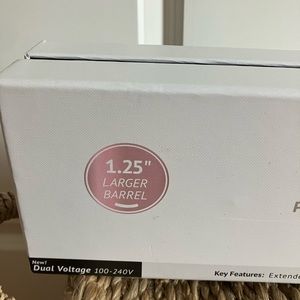 Beachwaver pro 1.25 used only twice